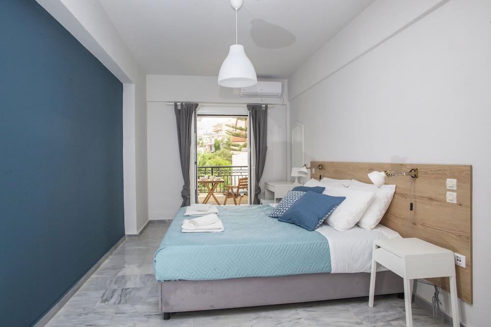 Aparthotel Theros