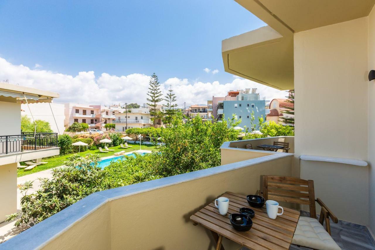 Aparthotel Theros