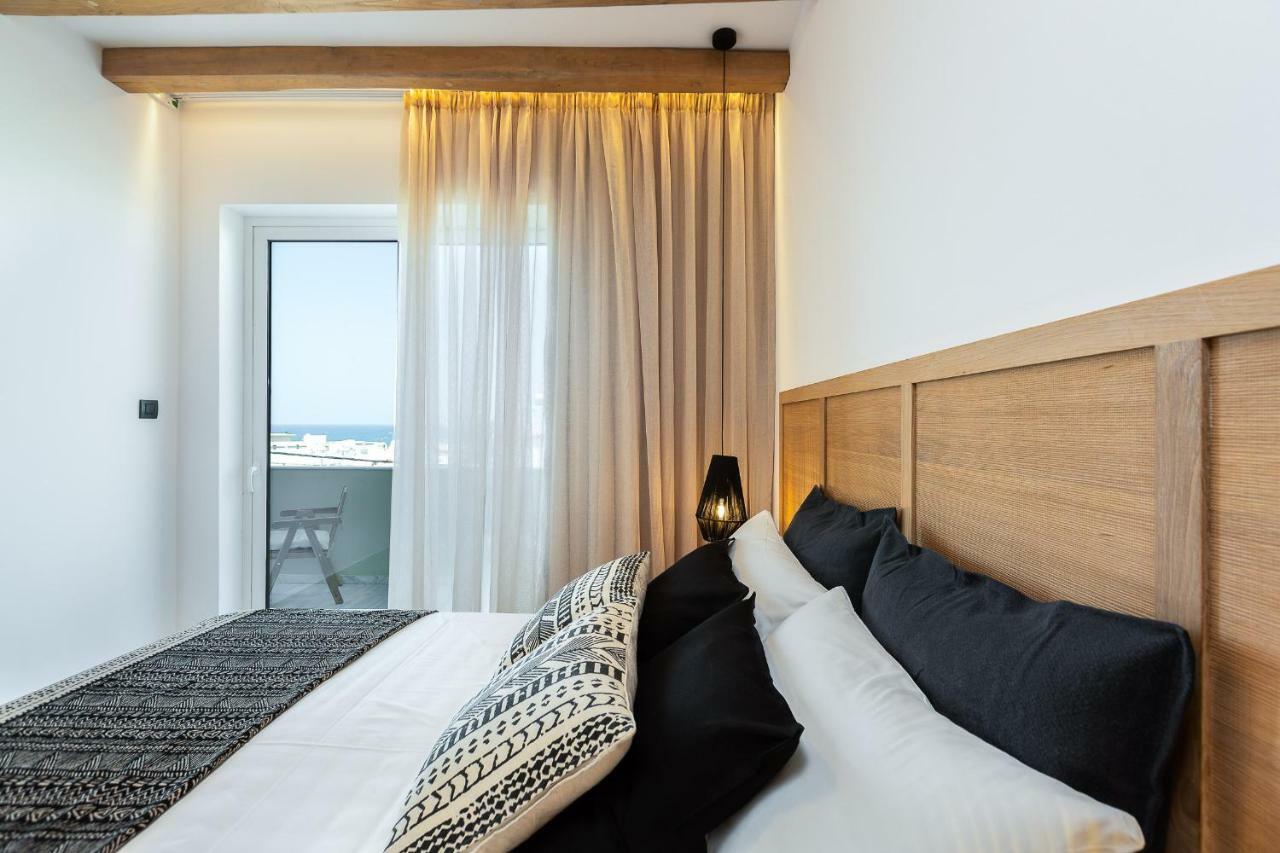 Aparthotel Theros 3*