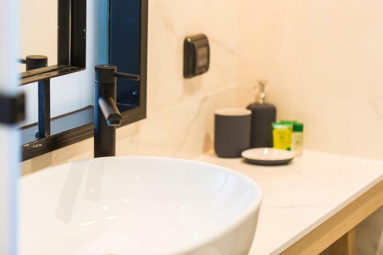 Aparthotel Theros