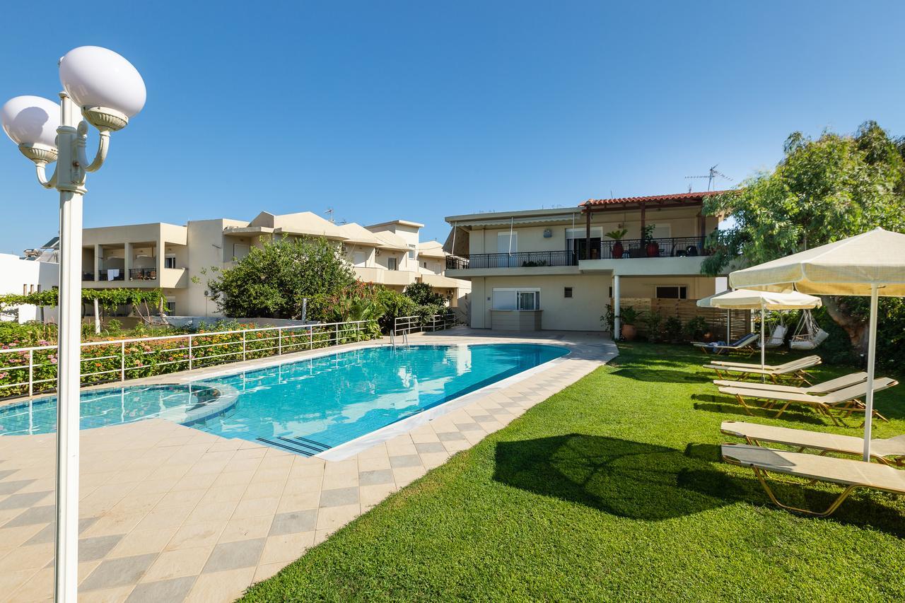 Aparthotel Theros 3*